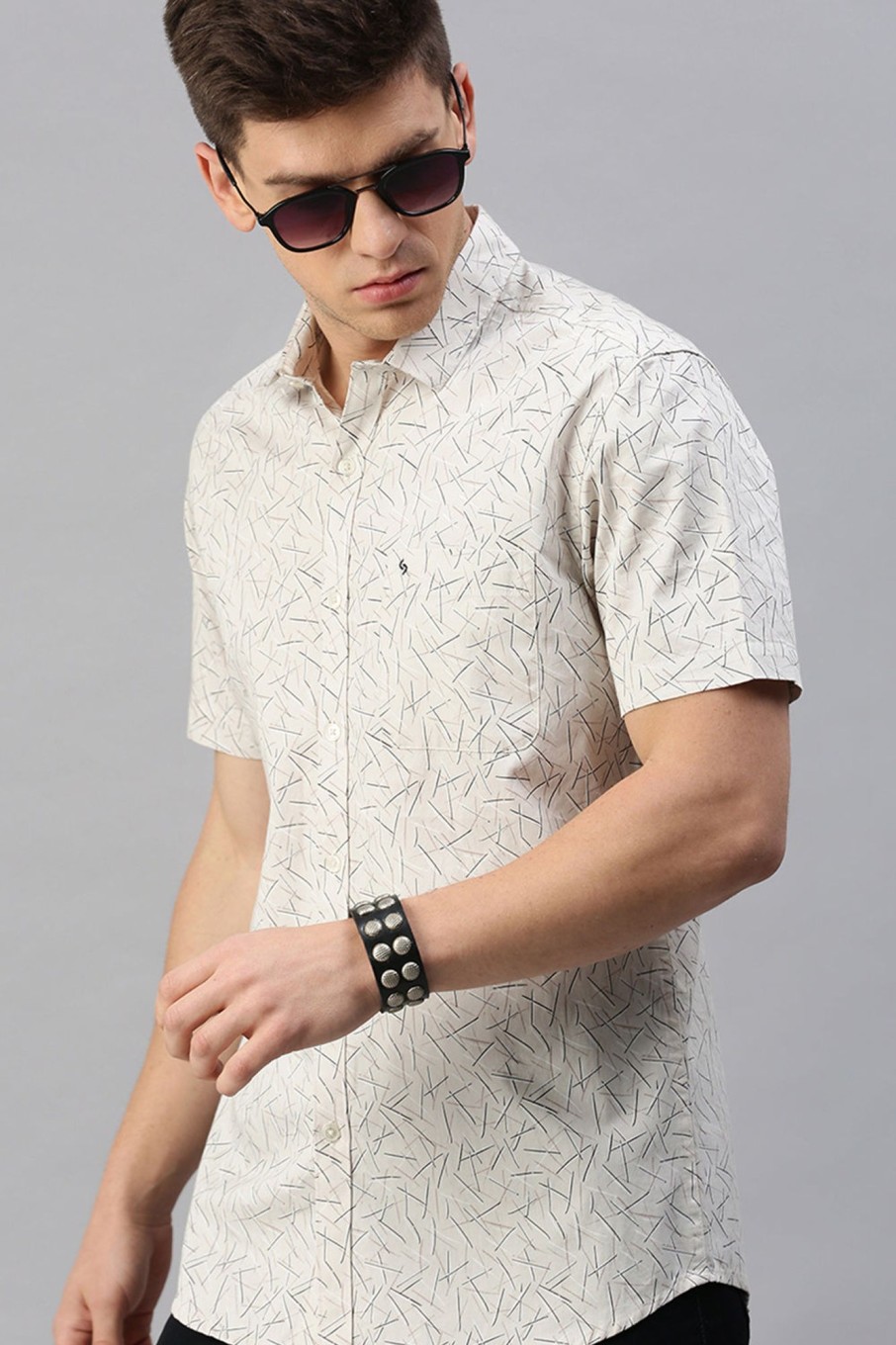 Shirts Classic Polo | Classic Polo Men'S Cotton Half Sleeve Printed Slim Fit Polo Neck Cream Color Woven Shirt | So1-03 B