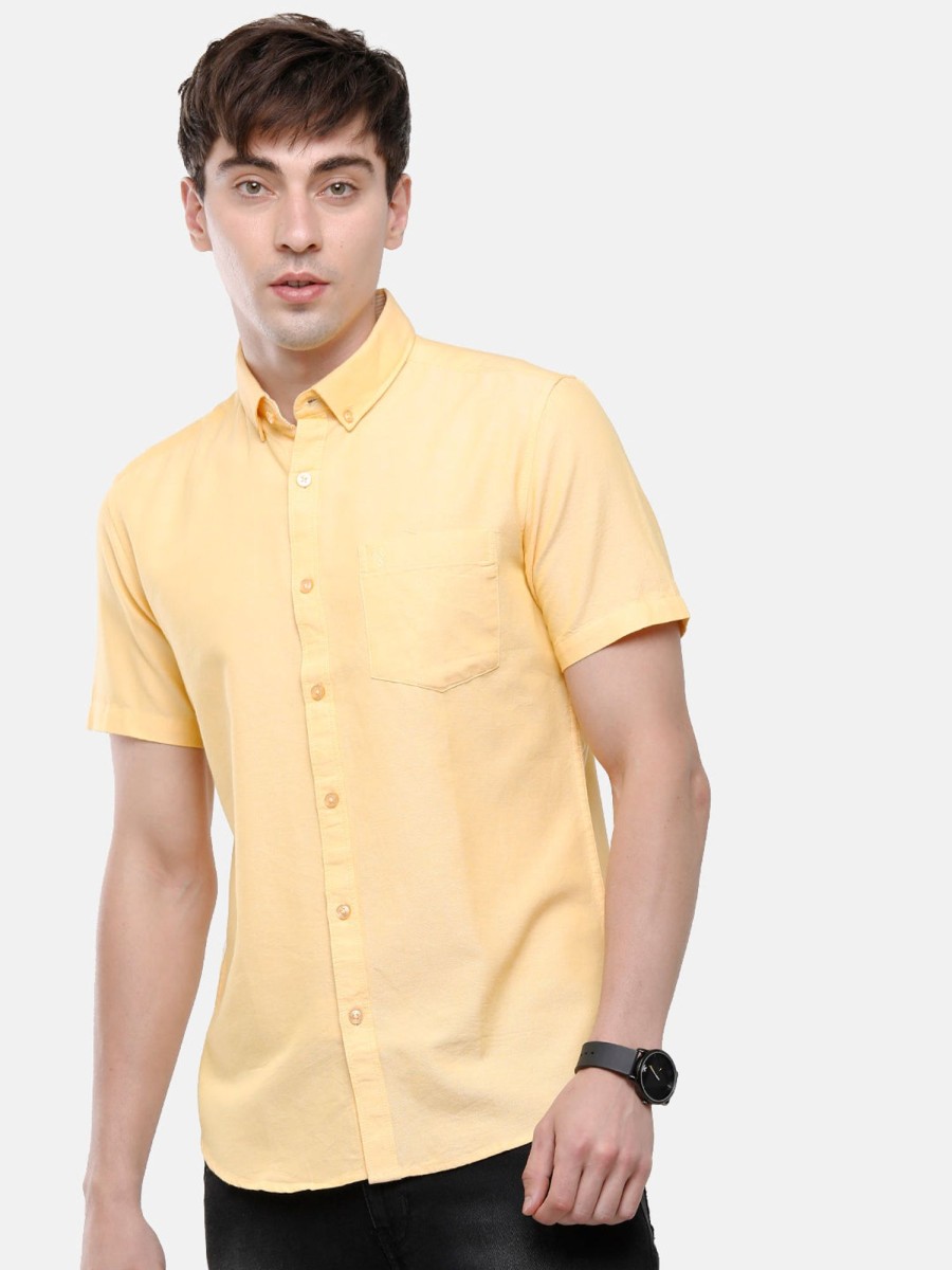 Shirts Classic Polo | Classic Polo Men'S Cotton Yellow Solid Half Sleeve Shirt - Enzo-Yellow-Mf-Hs